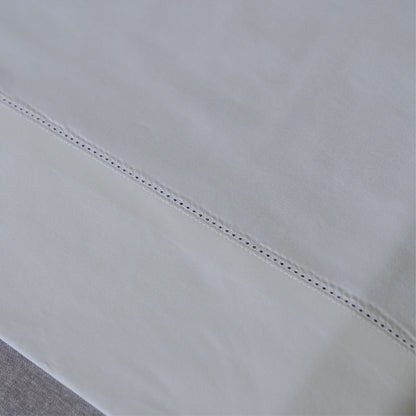 Juego de Sábanas Deshilado Blanco