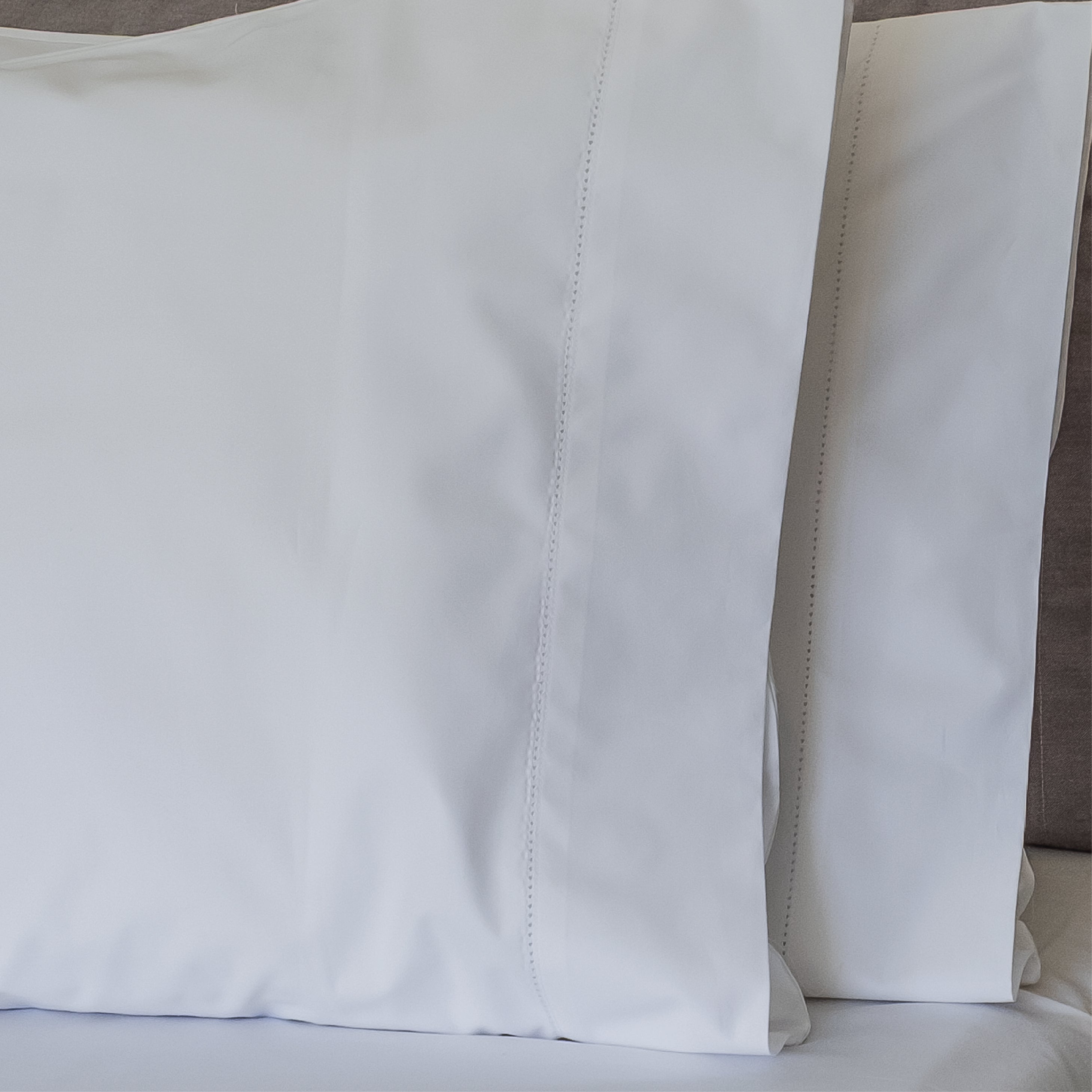 Juego de Sábanas Deshilado Blanco