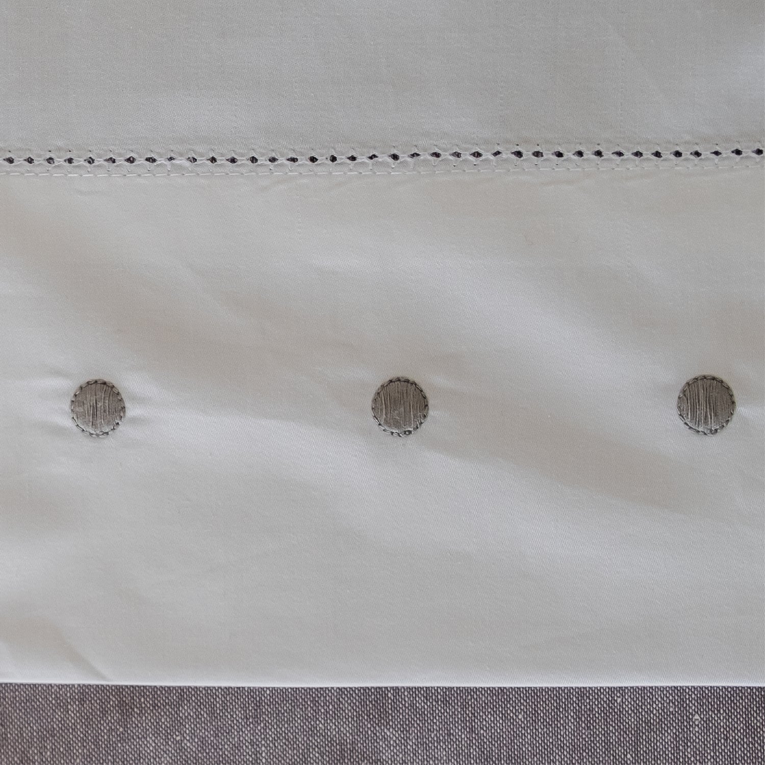 Juego de Sábanas Palace Blanco Gris