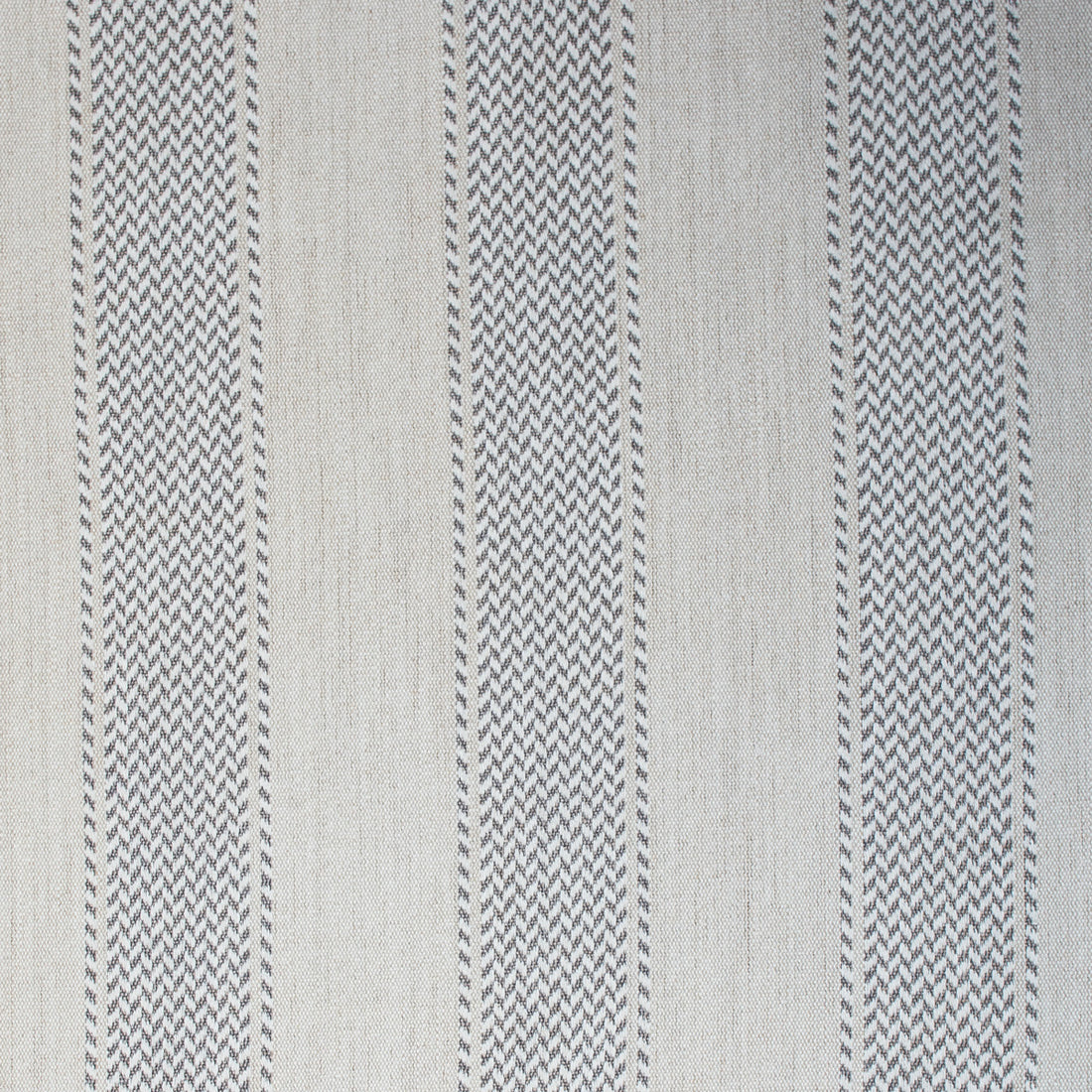 Ismenia Lino image 0