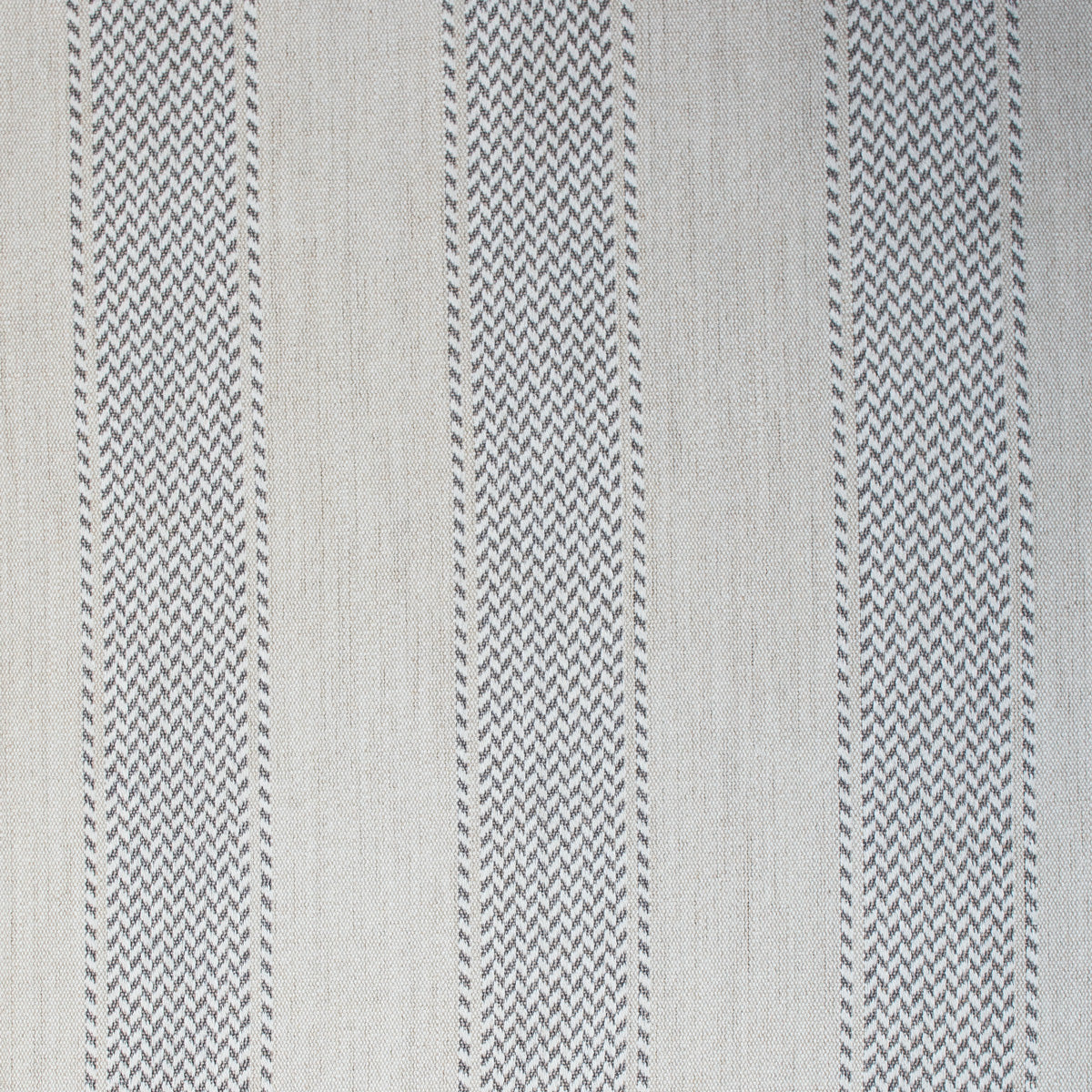 Ismenia Lino image 0